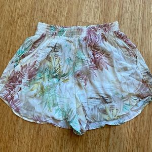 RAVN Flowey Tropical Print resort Shorts with pockets Sz L